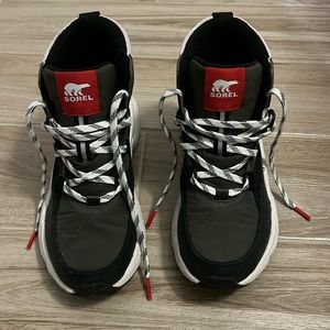 Sorel Kinetic Rnged Waterproof Hightop Sneaker Boot